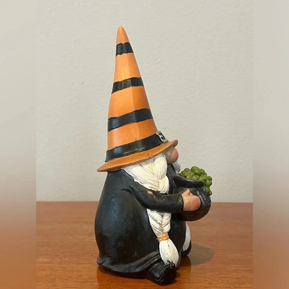 New Halloween Gnome Witches Set Of‎ Two - Picture 7 of 12